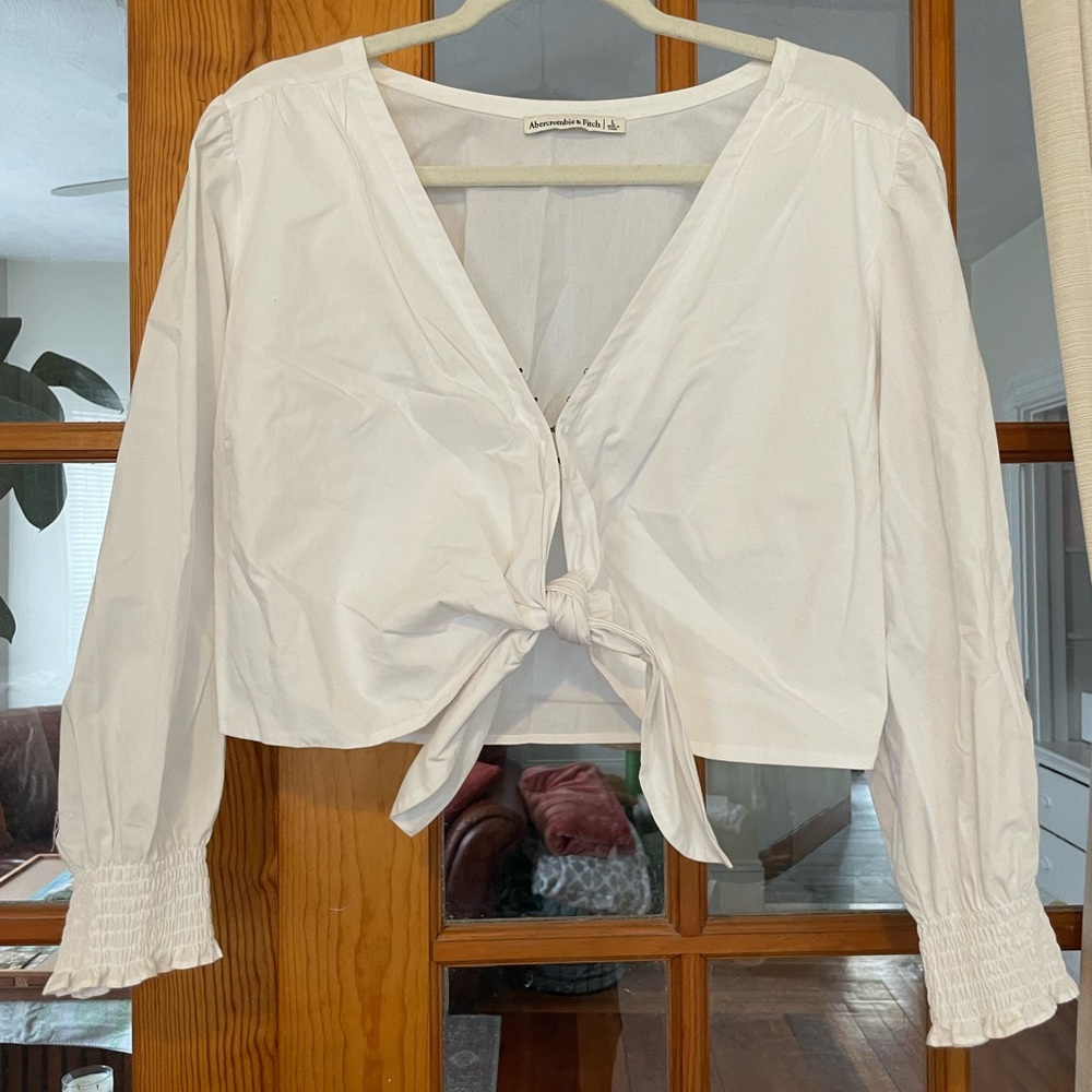 Abercrombie & Fitch Tie-Front Blouse